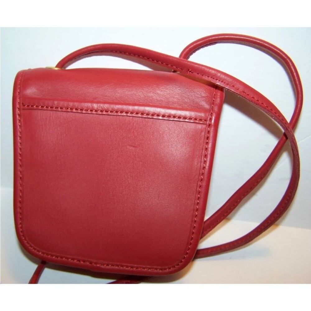 Coach Red Everett Mini-bag style 9934 - Picture 4 of 14